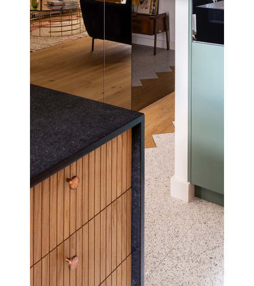 Bouton de meuble en laiton NENA M poignée design