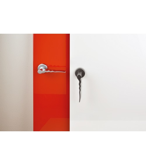 Poignée de porte chrome satiné Ento Flow C3 poignée design