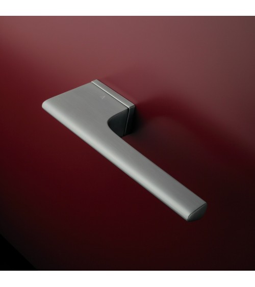 Poignée de porte chrome satinée LUPINA poignée design
