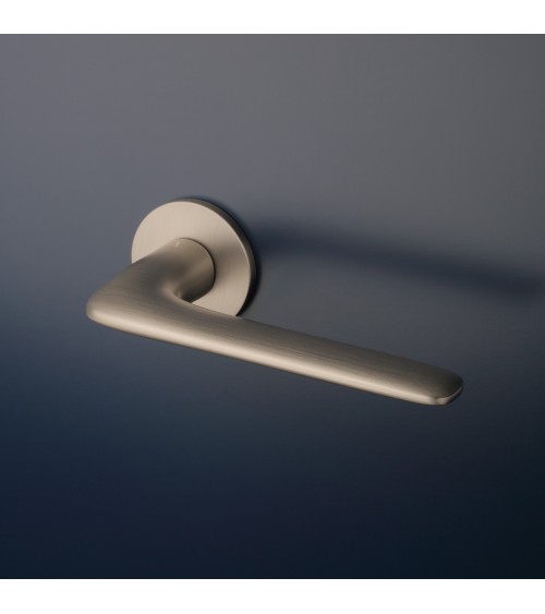 Poignée de porte nickel brossé VIOLA poignée design