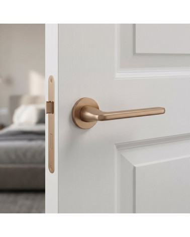 Poignée de porte marron claire UTA