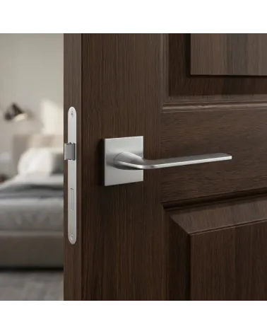 Poignées de porte chrome brossé STINGER carrées