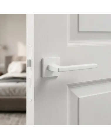 Poignées de porte chrome satiné PYROLA carrées