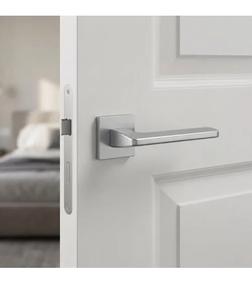 Poignée de porte matière zamak YUKA poignée design