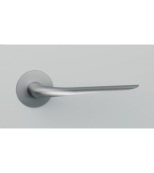 Poignée de porte en laiton Mandelli Coupé poignée design