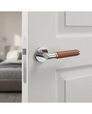 Poignée de porte haut de gamme en chrome poli et cuir clair TUPAI 4200/200 ronde - MillaPoignées