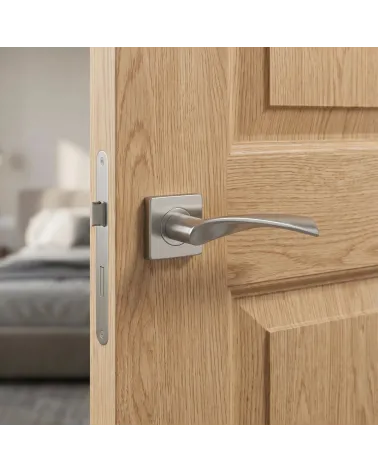 Poignée de Porte en Matière Inox Résistante - Modèle KVADRAT 1708