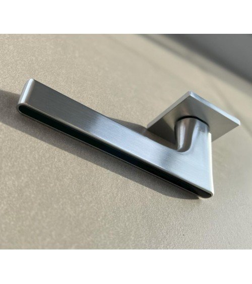 Poignée de Porte Noire et doré Ferrara carré -  poignée design
