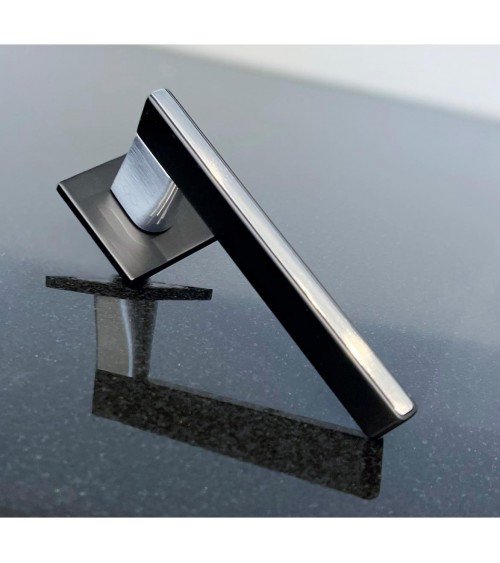 Poignée de Porte Noire et doré Ferrara carré -  poignée design