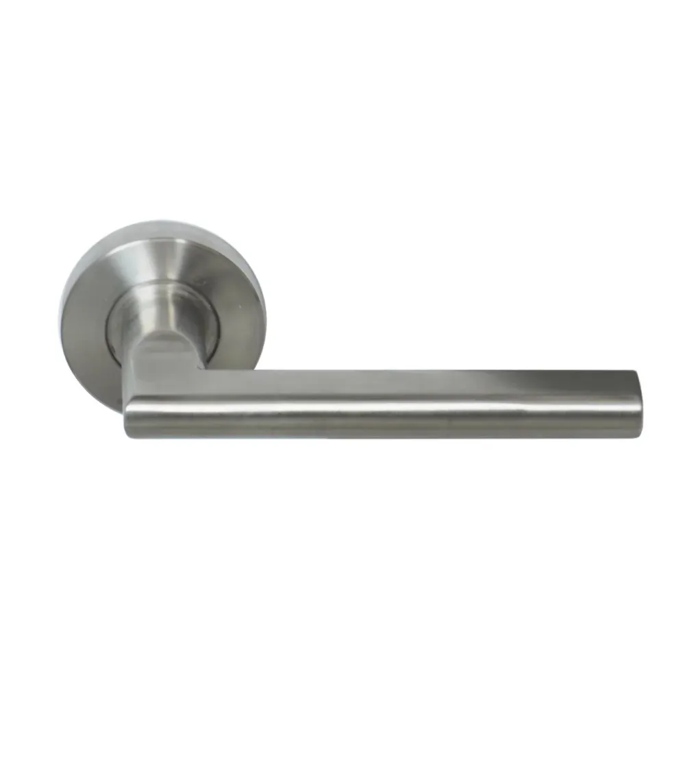 Poignée de porte NEW PYLA en inox 316 sur rosace ronde | MillaPoignees