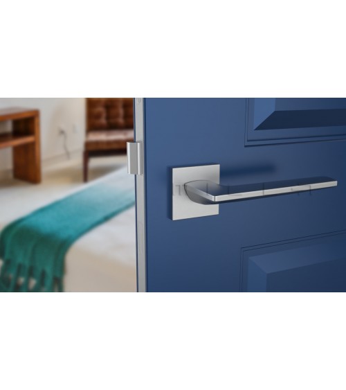 Poignée de porte chrome satiné LUNARIA poignée design