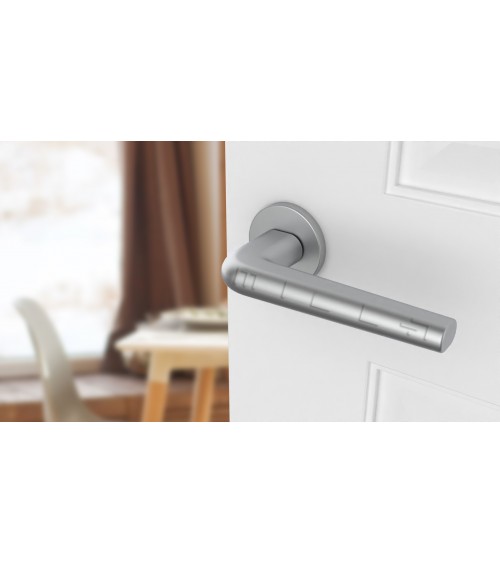 Poignée de porte chrome satiné FUNKIA poignée design