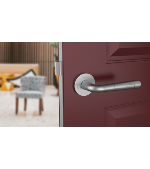 Poignée de porte chrome satiné IRGA poignée design