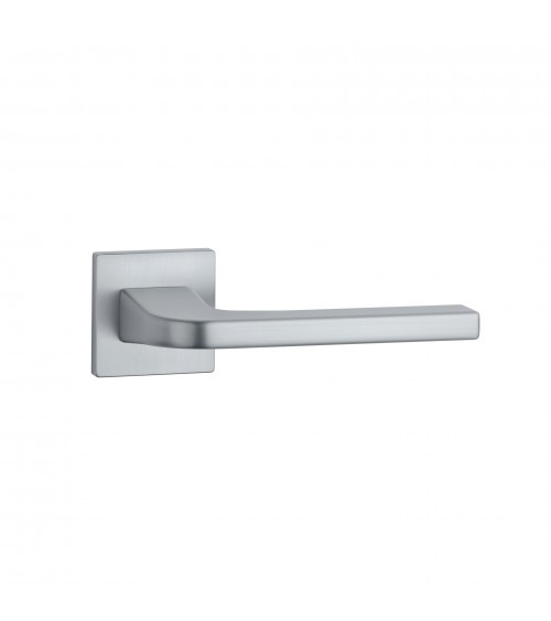 Poignée de porte chrome satiné ISMENA poignée design