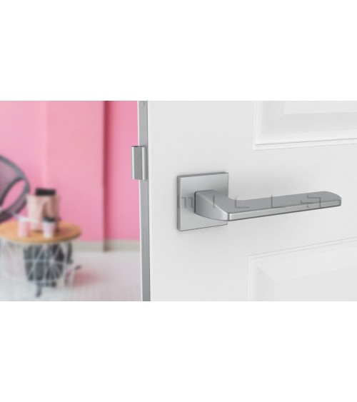 Poignée de porte sur plaque rectangulaire YUKA poignée design couleur 2