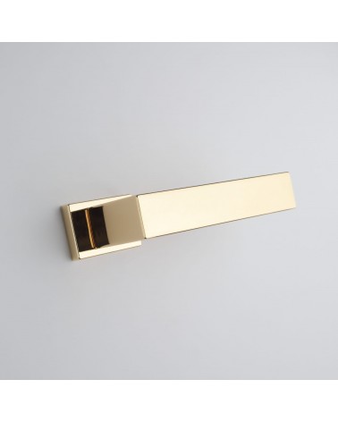 Poignée de porte matière zamak PINA poignée design vue de côté