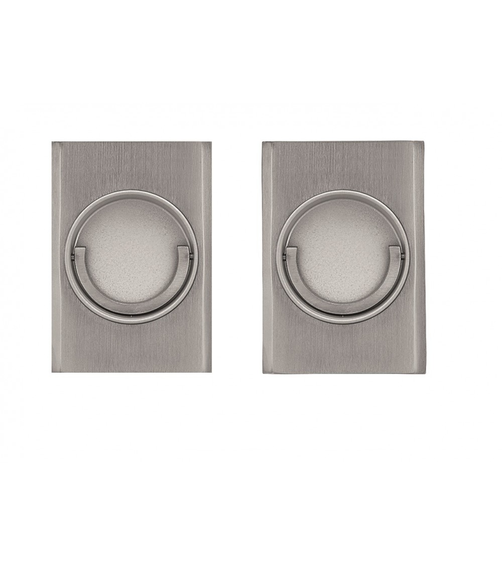 poignée pour porte coulissante en finition nickel satiné donnera un côté chic et industriel à votre pièce