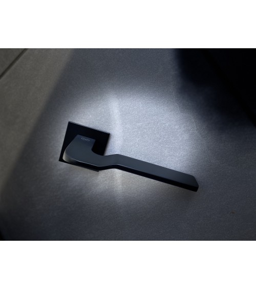 Poignée de Porte Futuriste LINE BALI quincaillerie design