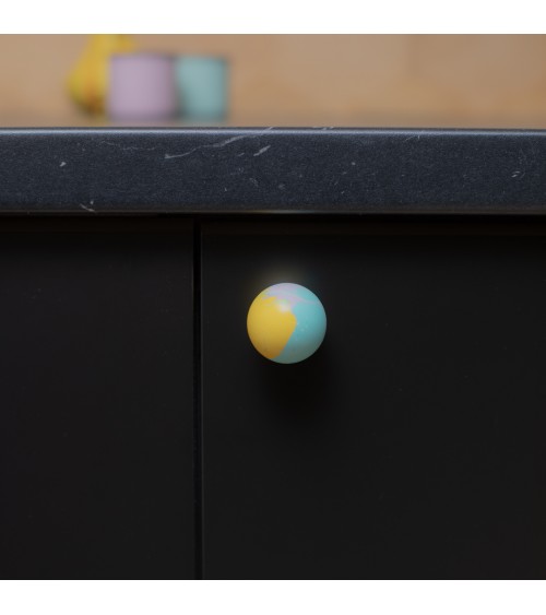 Bouton de meuble en bois de hêtre jaune funky poignée design
