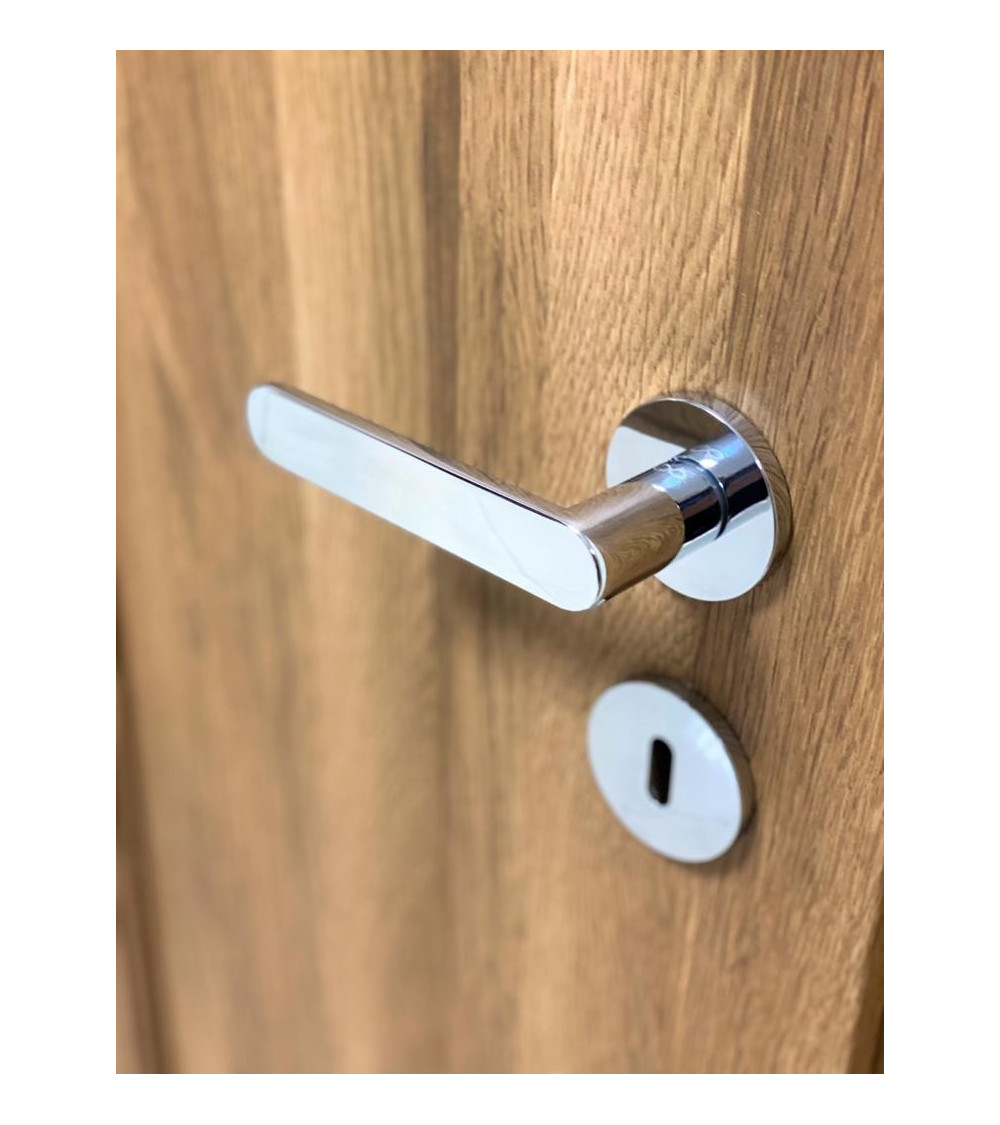 poignée de porte intérieure chic une qui apporte une touche industrielle à votre décoration d'intréieur