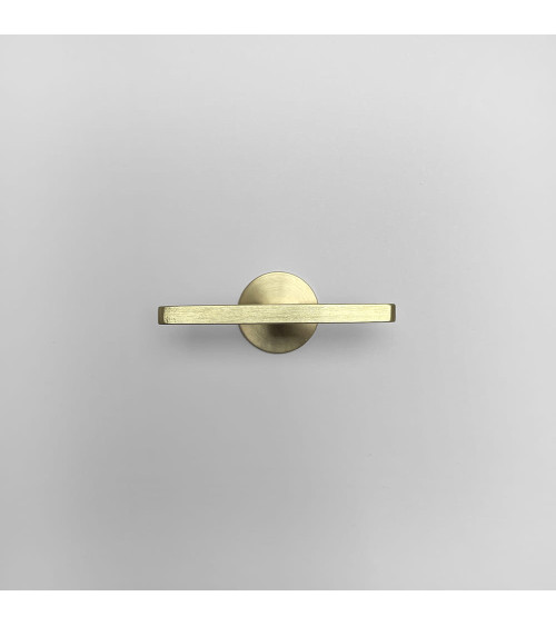 Bouton de meuble en laiton ISA T poignée design