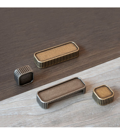 Bouton de meuble patine sur laiton WEGA poignée design