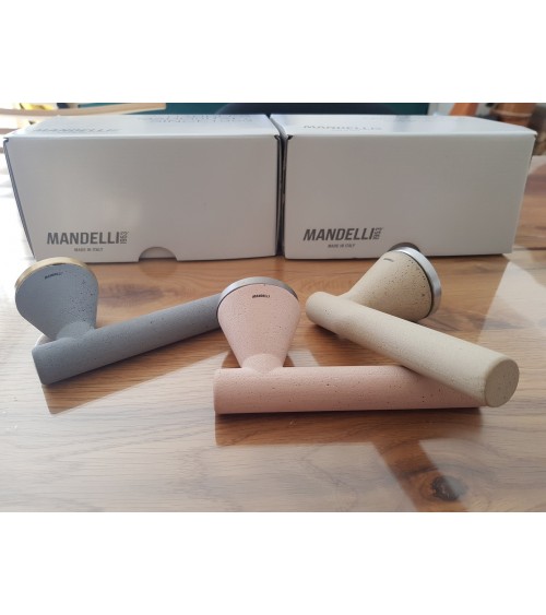 Poignée de porte futuriste Mandelli Juno poignée design