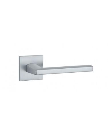 Poignée de porte chrome satiné PYROLA quincaillerie design