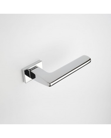 Poignée de porte chrome poli YUKA poignée design vue de haut