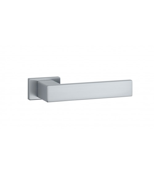 Poignée de porte chrome satiné PINA poignée design
