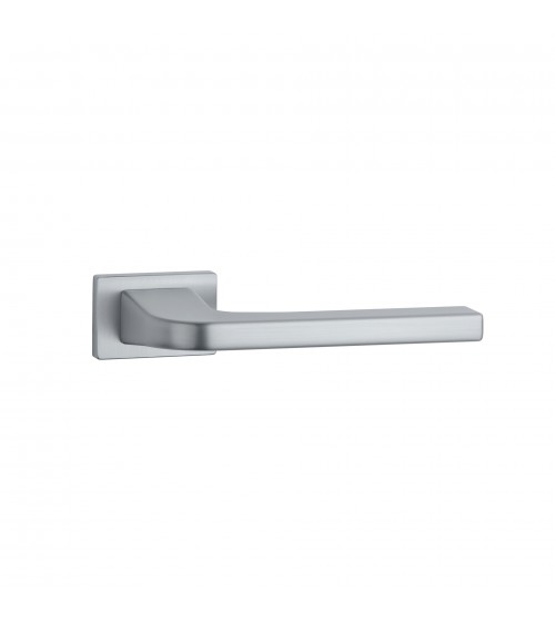Poignée de porte chrome satiné ISMENA quincaillerie design
