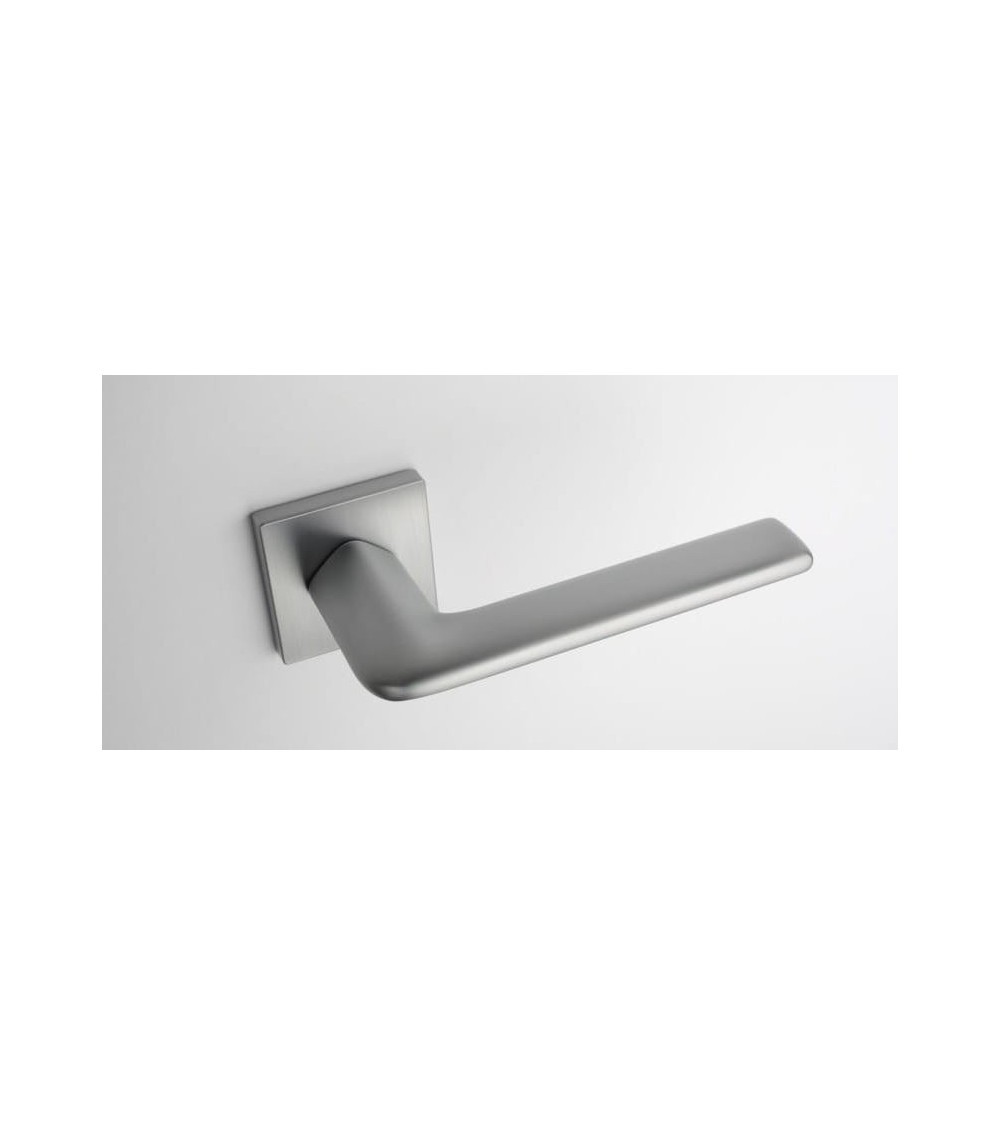 Poignée de porte chrome satiné LILA poignée design