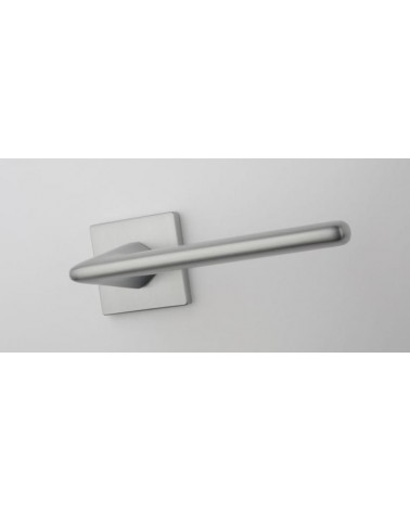 Poignée de porte chrome satiné LILA poignée design vue de face