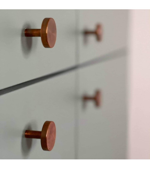 Bouton de meuble en laiton NENA M poignée design