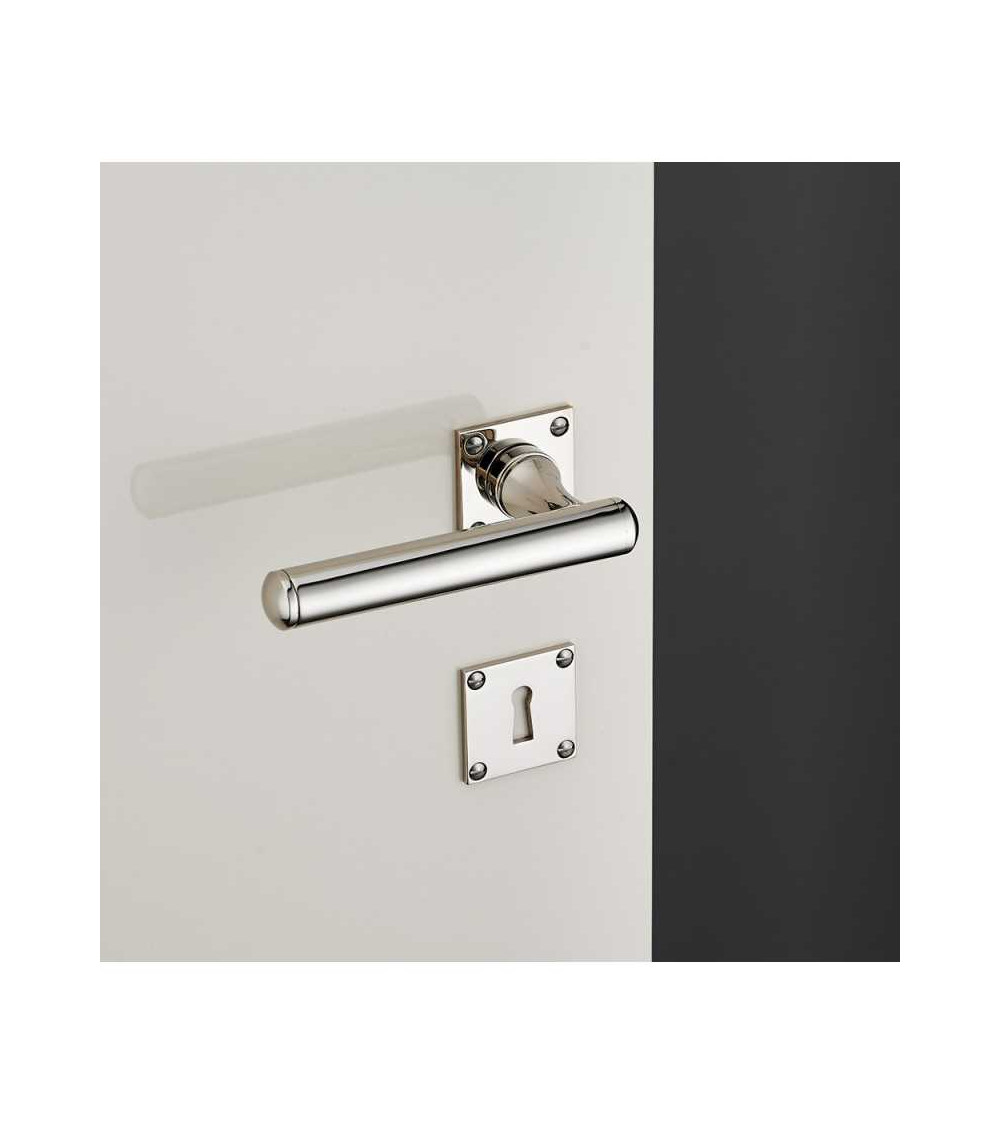 Ensemble poignée de porte arrondie en laiton sur rosace carrée