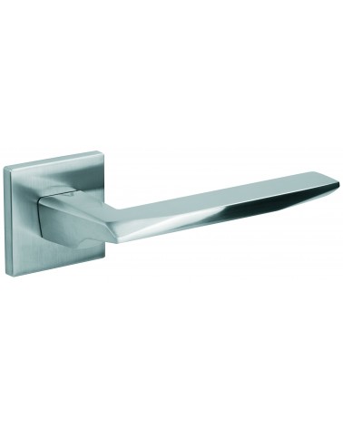 Poignée de porte chrome satiné ZOE poignée design