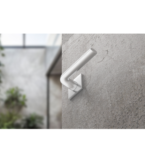 Poignée de porte chrome satiné Scandi slim poignée design
