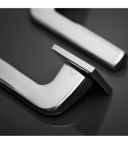 Poignée de porte classique DIVO quincaillerie design