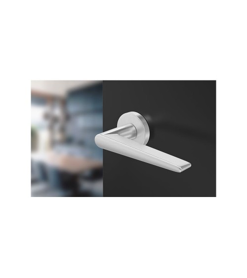 Poignée de porte chrome satiné Arrow poignée design