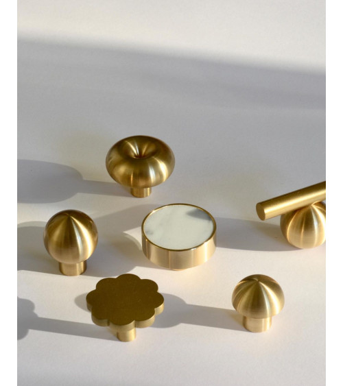Bouton de meuble en laiton Boule poignée design