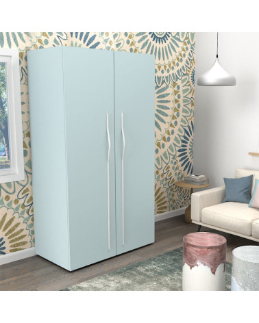 Poignée de meuble anode naturelle APRO-2 poignée design montée sur une armoire