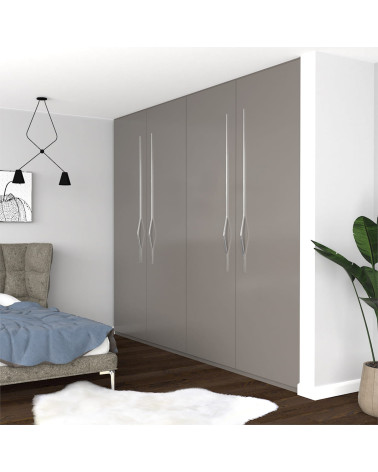 Poignée de meuble chrome poli APRO-2 poignée design montée sur une armoire