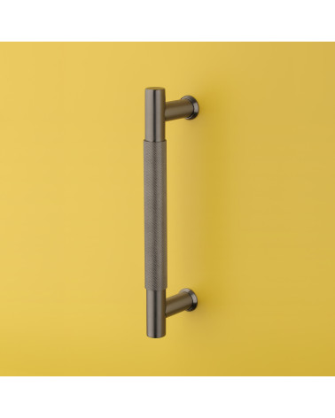 Poignée de tirage simple texturée pour porte 1770 finition anthracite poignée design montée sur porte