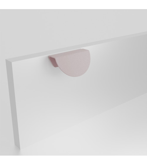 Poignée de meuble rose poudré ZORIA oblique poignée design