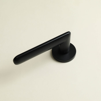 Poignée de porte noire | MILLAPOIGNEES