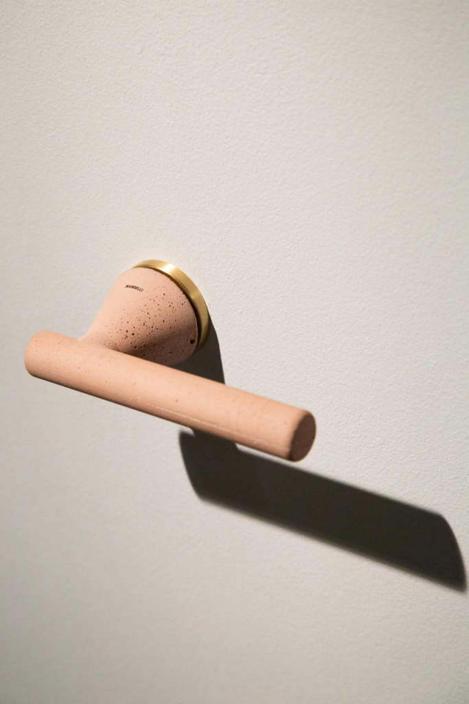 Poignée de porte d'intérieur design en béton de couleur poudre