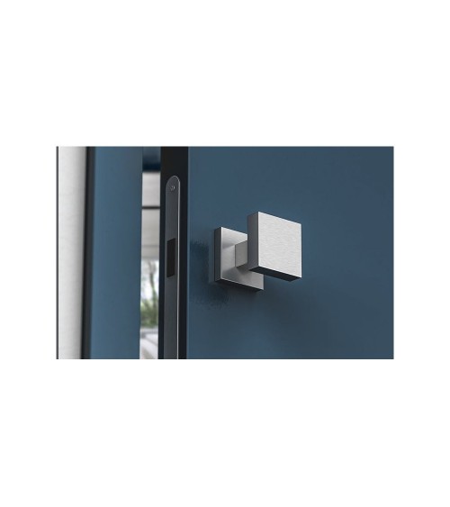 bouton dintérieur sur une forme originale carrée disponible en plusieurs finitions
