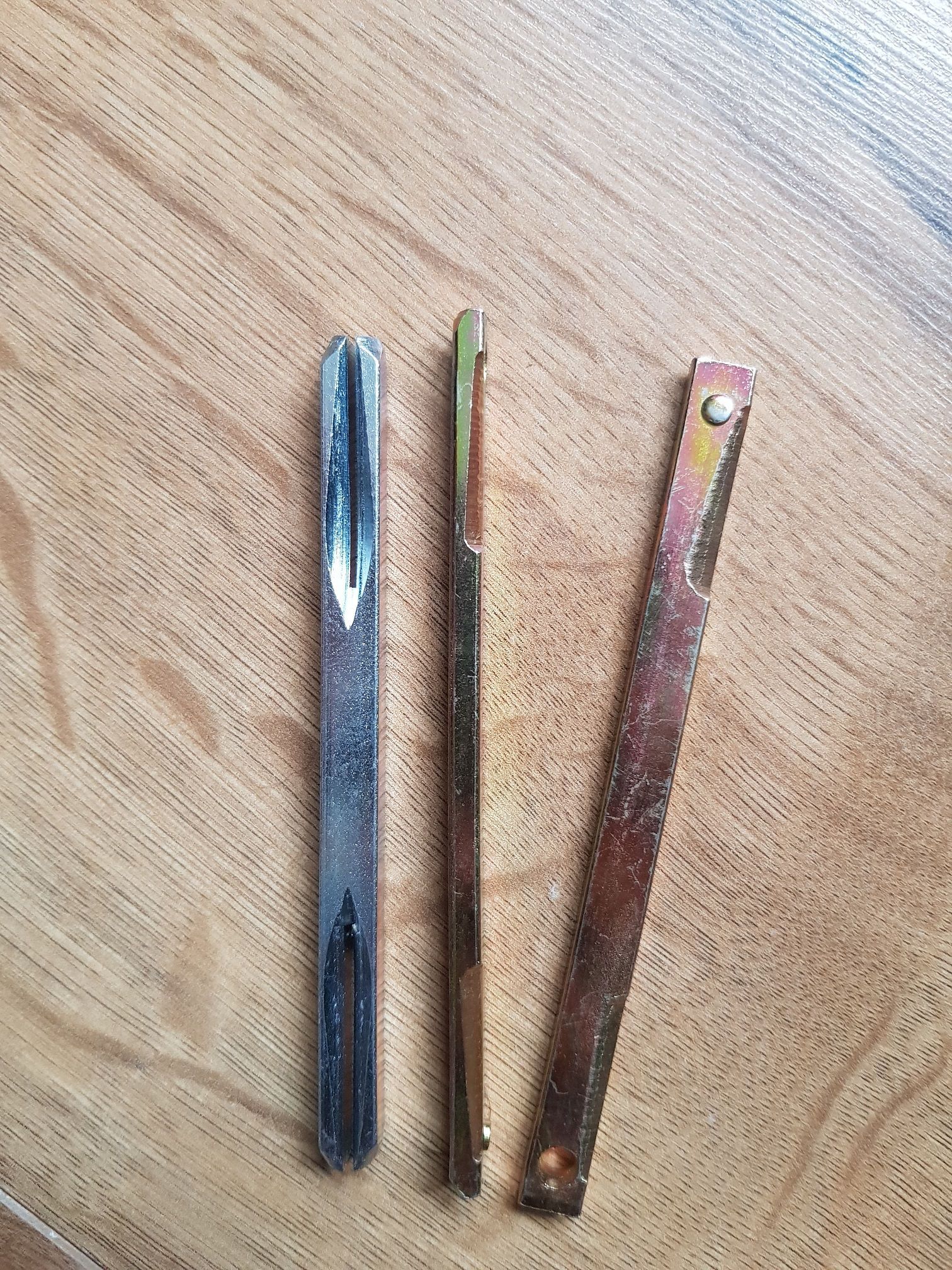 différents types de tiges carrees pour poignées de porte - tige fenduées