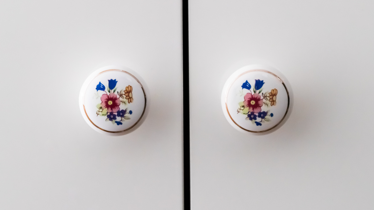 bouton de meuble en céramique
