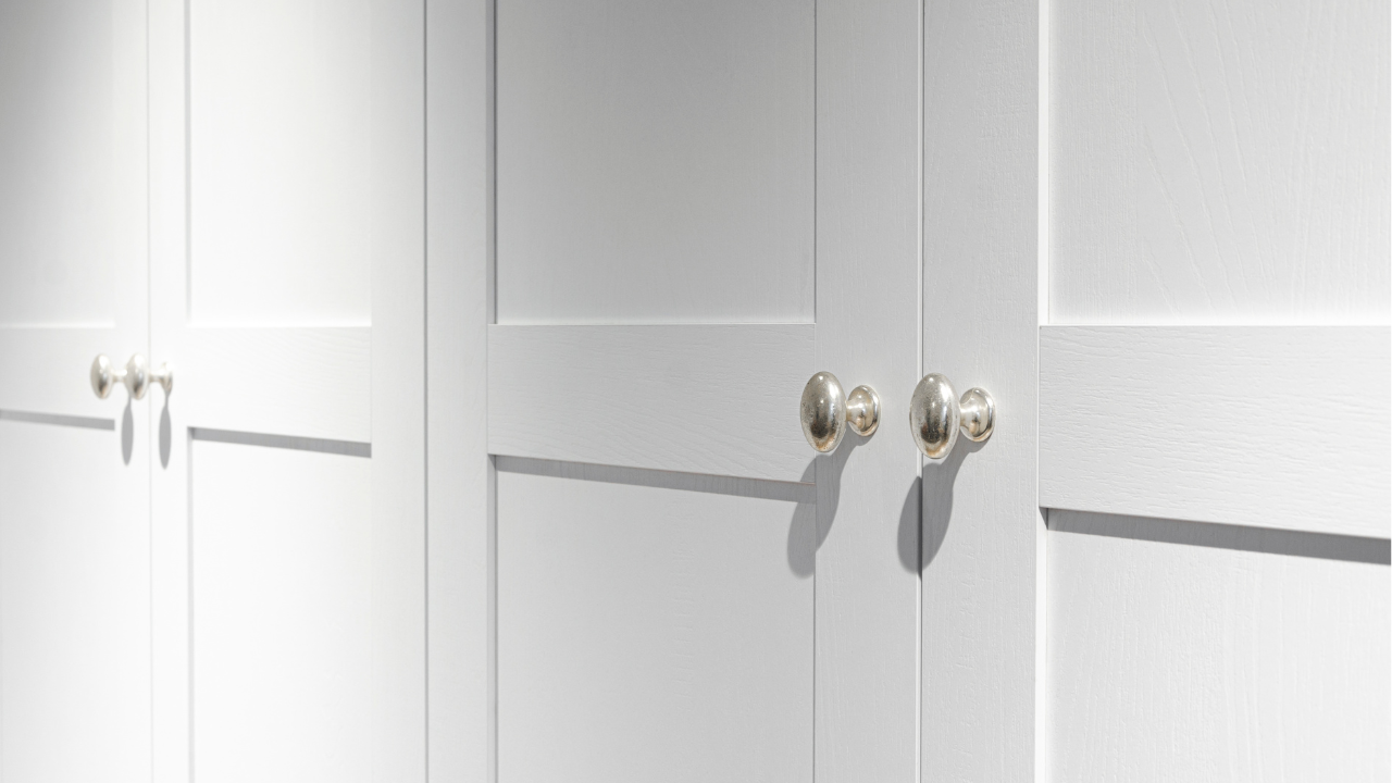 bouton de meuble en inox